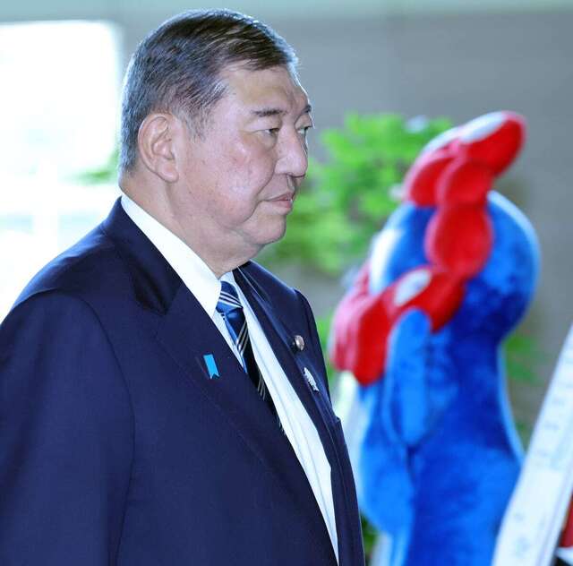 首相、選択的夫婦別姓の党議拘束　「外すことも一つの考え」  参政党代表は「反対だ。複雑な家族関係になる。日本の治安を悪くする」